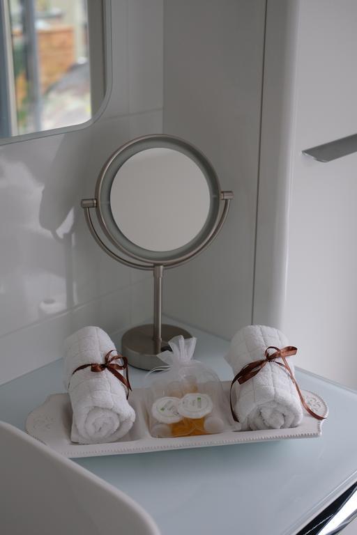 suite la Métairie Blanquefort  Esterno foto